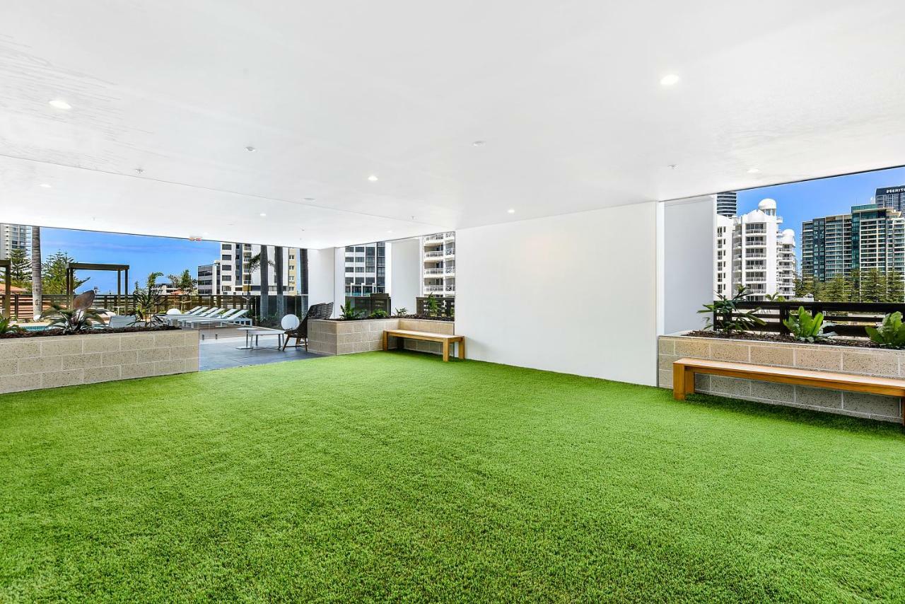 Qube Broadbeach Gold Coast Esterno foto