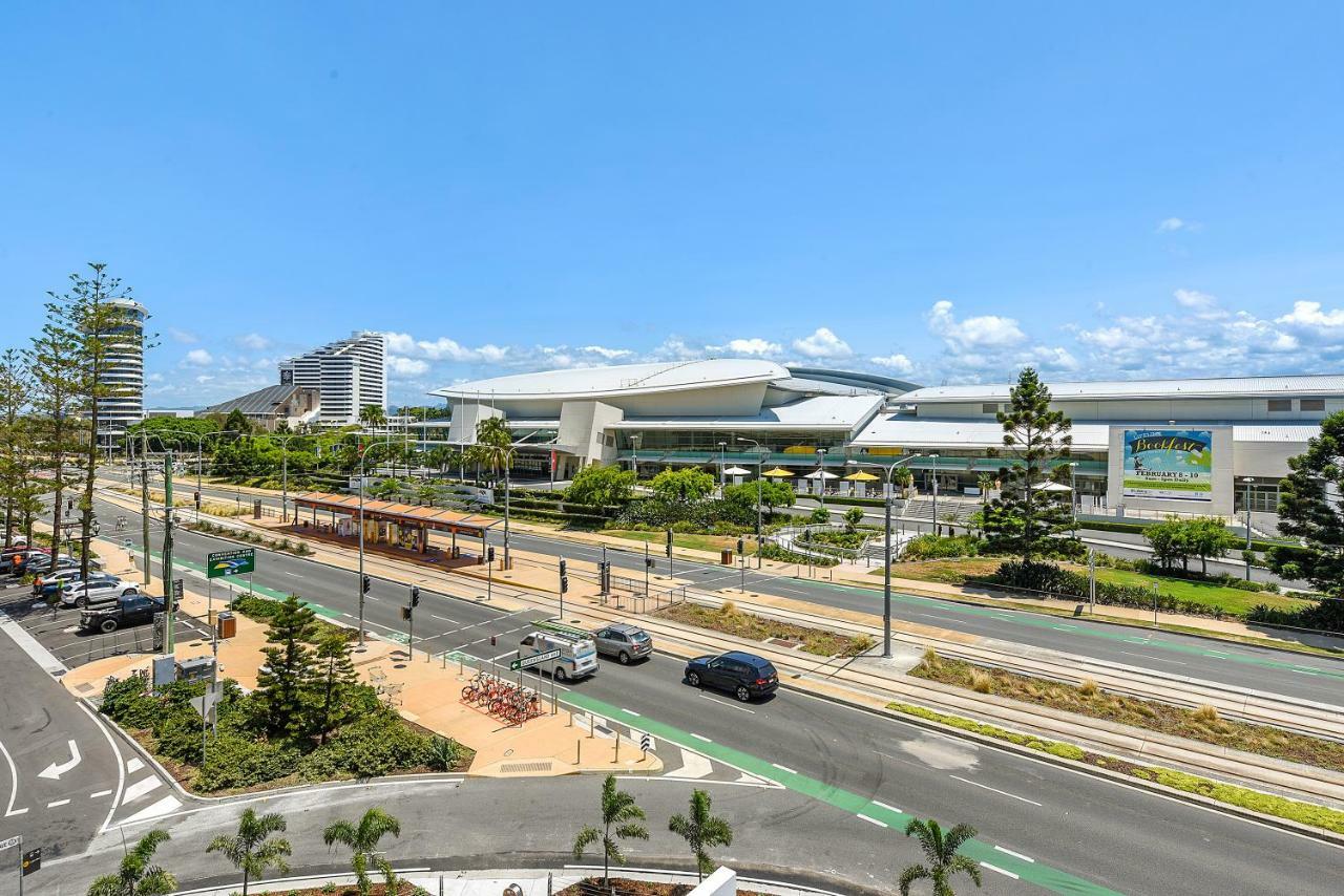 Qube Broadbeach Gold Coast Esterno foto