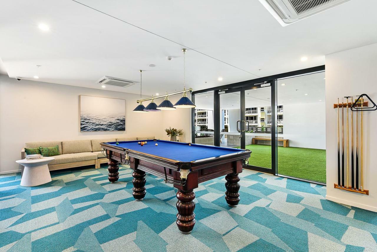 Qube Broadbeach Gold Coast Esterno foto