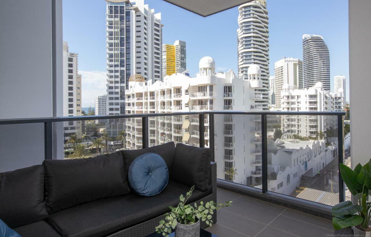 Qube Broadbeach Gold Coast Esterno foto